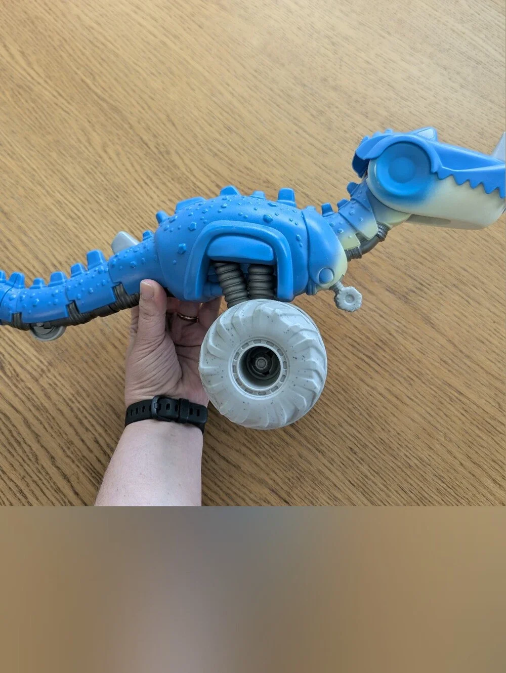 Disney Pixar Cars On The Road Roll And Chomp Dino Blue T-REX 2022